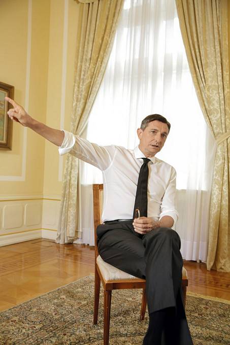 Pogovor predsednika republike Pahorja za tednik Mladina